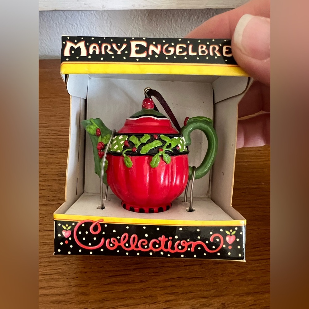 NIB Mary Engelbreit Colorful Teapot Collection Box